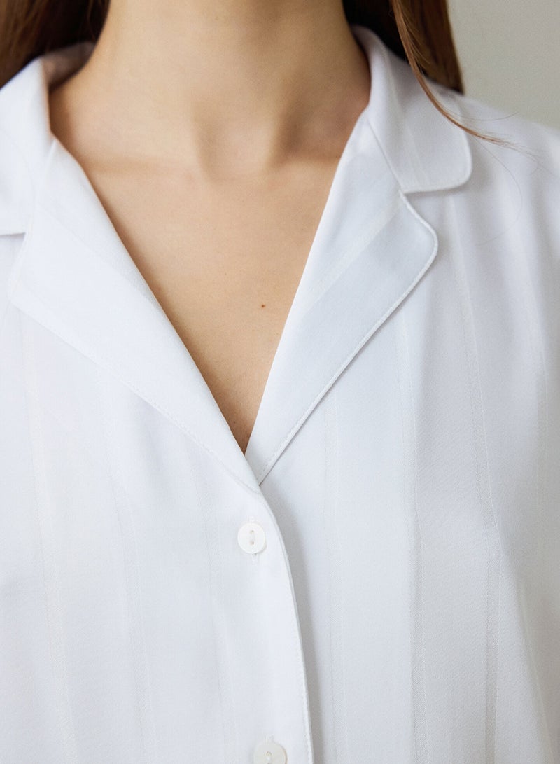 بنتي طقم بيجامة بأكمام قصيرة وياقة ساتان آريا - Image 3